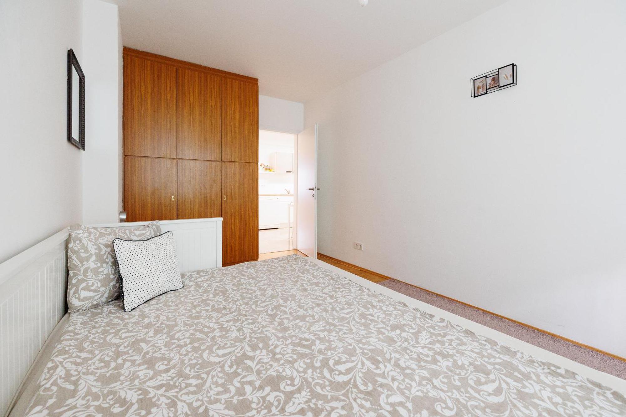 Cozy, Spacious And Charming 4 Bedrooms Apartament Виена Екстериор снимка