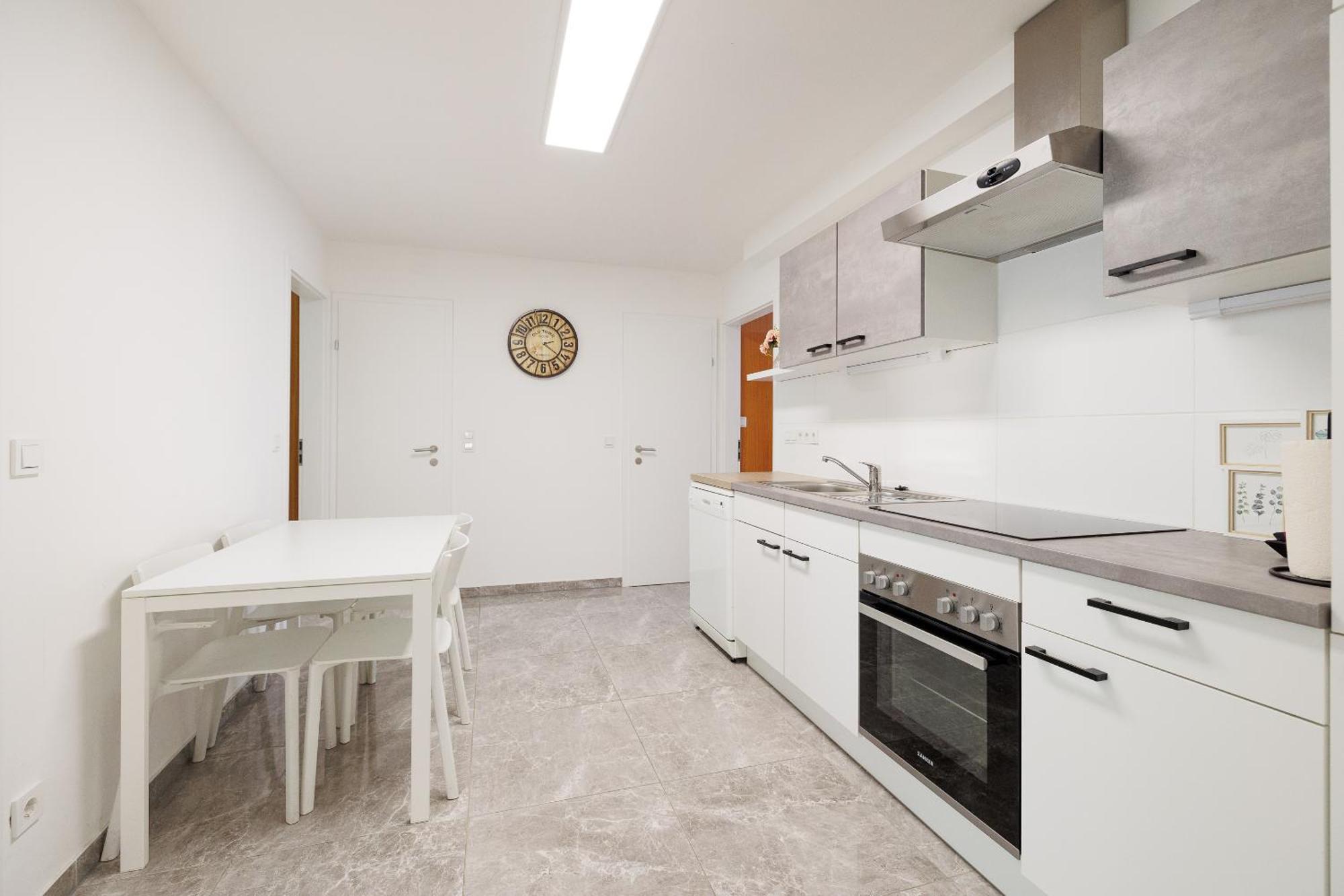 Cozy, Spacious And Charming 4 Bedrooms Apartament Виена Екстериор снимка